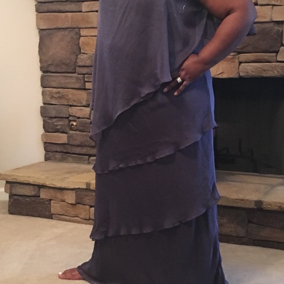 Mother of the bride gown - Picture 7 of 8